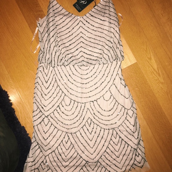 Short cocktail dress - Picture 2 of 3